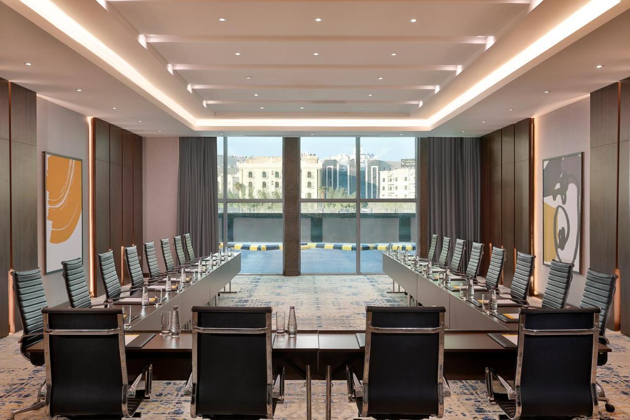 Voco Al Khobar By Ihg Hotel Exterior foto Meeting room