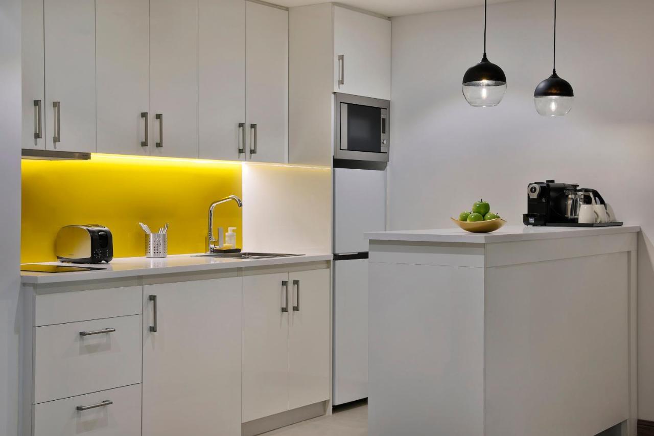 Voco Al Khobar By Ihg Hotel Exterior foto A kitchen at the University of New South Wales