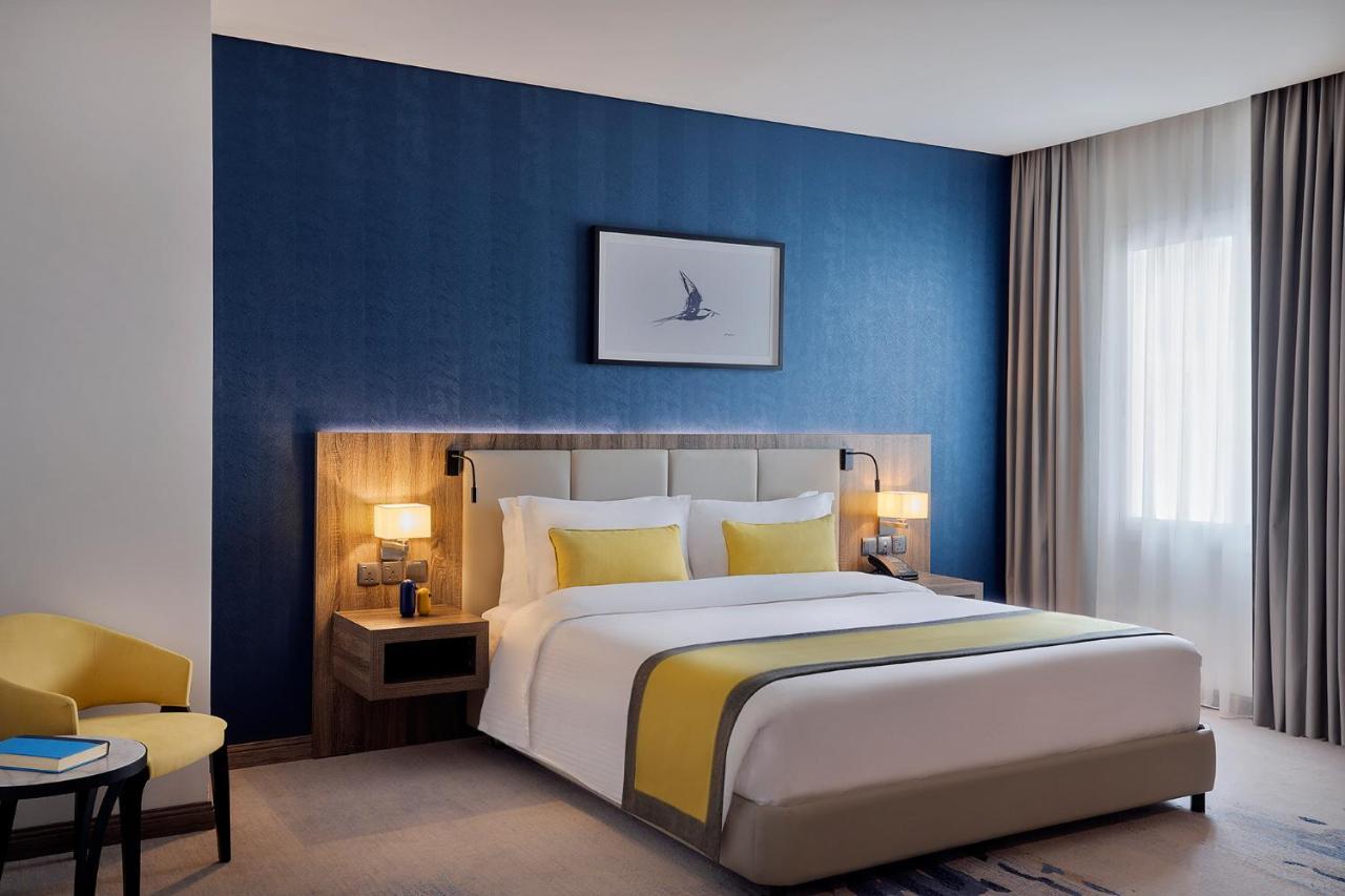Voco Al Khobar By Ihg Hotel Exterior foto A bedroom at the hotel