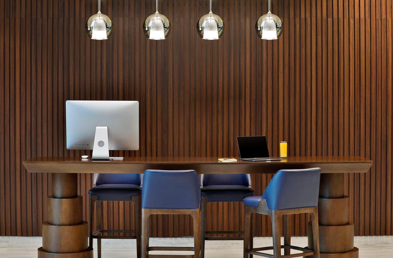 Voco Al Khobar By Ihg Hotel Exterior foto Business Center