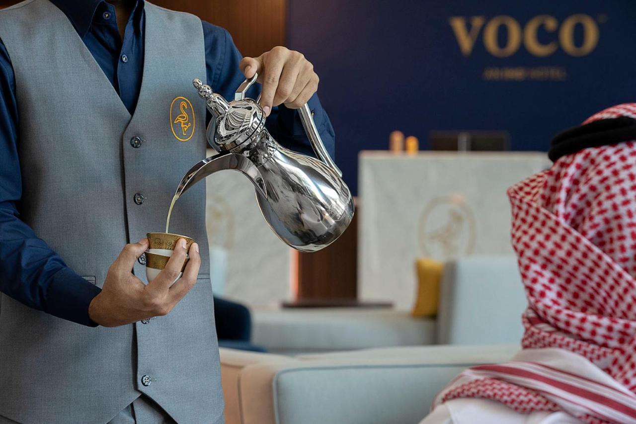 Voco Al Khobar By Ihg Hotel Exterior foto Arabic coffee being served